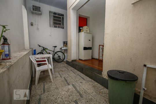 Área Externa de casa à venda com 15 quartos, 700m² em Colégio Batista, Belo Horizonte