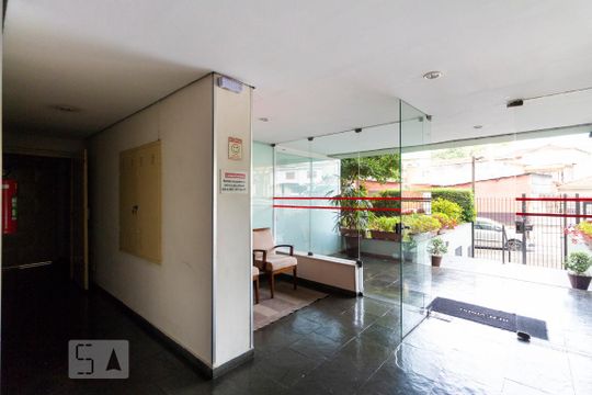 Hall social de apartamento à venda com 2 quartos, 70m² em Vila Santa Catarina, São Paulo