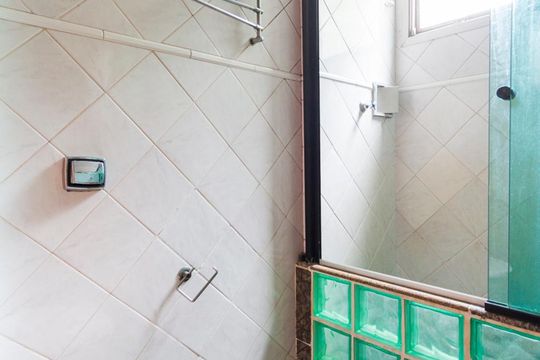 Banheiro Social de apartamento à venda com 2 quartos, 70m² em Vila Santa Catarina, São Paulo