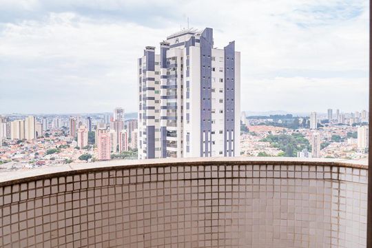 Varanda de apartamento à venda com 4 quartos, 330m² em Vila Carrão, São Paulo
