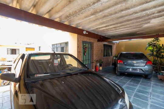 Garagem de apartamento à venda com 3 quartos, 250m² em Vila Tolstoi, São Paulo