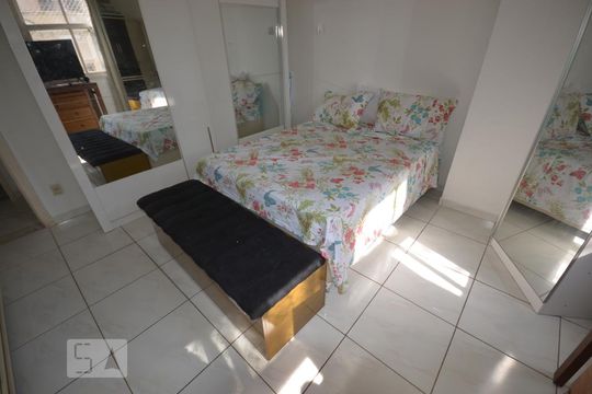 Quarto 1 de apartamento à venda com 2 quartos, 70m² em Centro, Rio de Janeiro