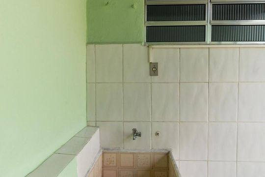 Área de serviço de casa à venda com 2 quartos, 350m² em Sumaré, São Paulo