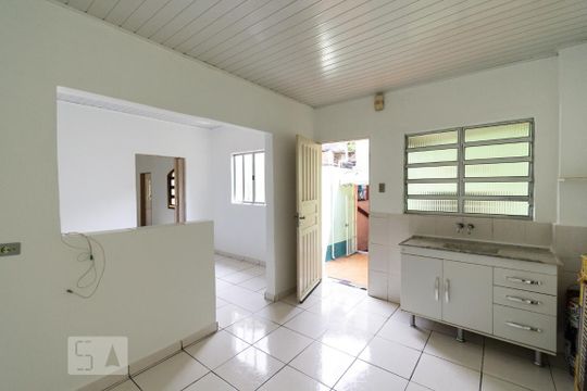 Cozinha de casa à venda com 2 quartos, 350m² em Sumaré, São Paulo