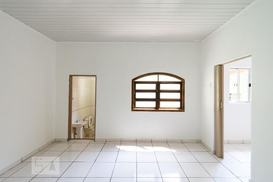 Suíte  de casa à venda com 2 quartos, 350m² em Sumaré, São Paulo