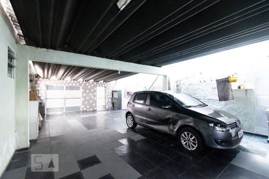 Garagem de casa à venda com 2 quartos, 350m² em Sumaré, São Paulo