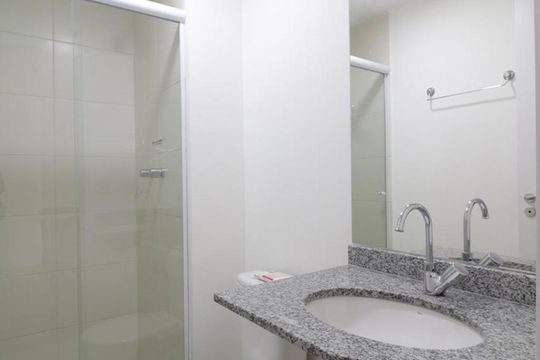 Banheiro Social de apartamento para alugar com 1 quarto, 36m² em Brás, São Paulo