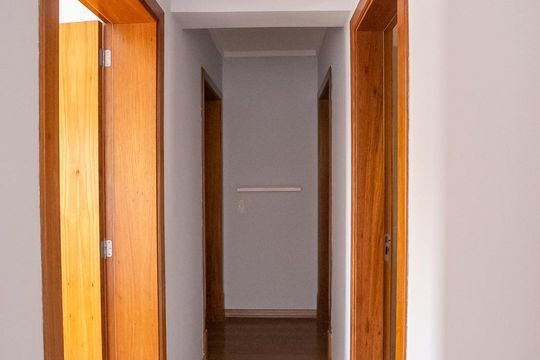 Corredor de apartamento à venda com 4 quartos, 240m² em Tristeza, Porto Alegre