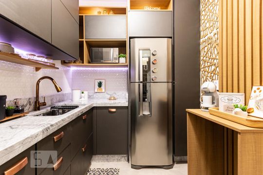 Cozinha de casa de condomínio à venda com 2 quartos, 75m² em Jardim Colorado, São Paulo