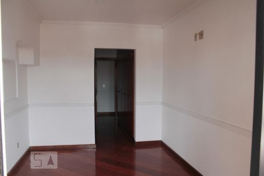 Quarto de apartamento à venda com 4 quartos, 195m² em Centro, Jundiaí