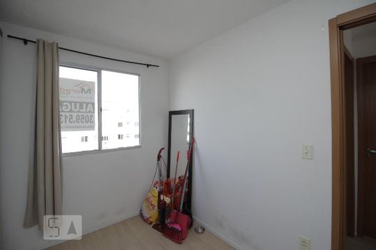 Quarto 1 de apartamento para alugar com 2 quartos, 47m² em São José, Canoas