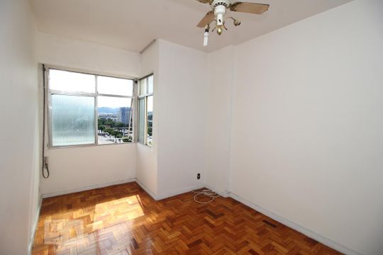 Apartamento para alugar com 1 quarto, 50m² em Centro, Rio de Janeiro