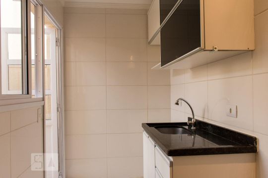 Cozinha de apartamento à venda com 1 quarto, 40m² em Parque das Nações, Santo André