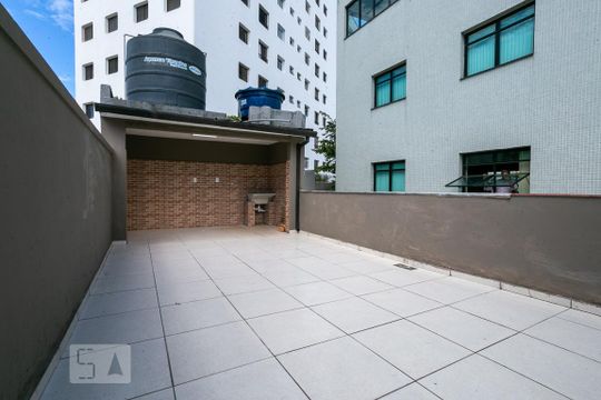 Quintal de casa para alugar com 2 quartos, 130m² em Santana, São Paulo