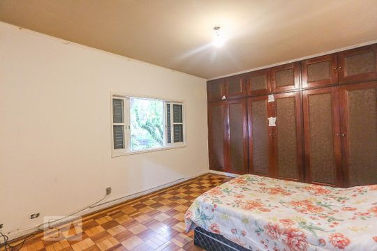 Suite de casa à venda com 4 quartos, 850m² em Caxingui, São Paulo