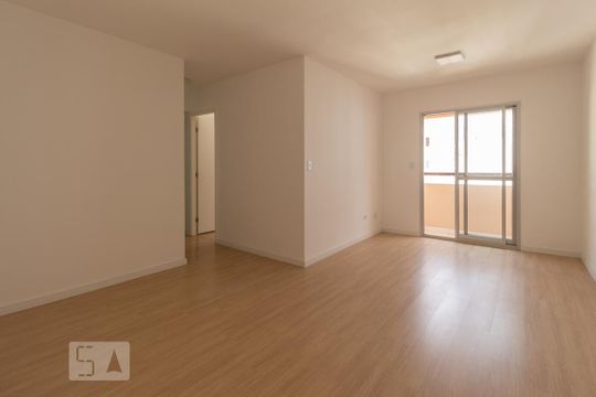 Apartamento para alugar com 3 quartos, 65m² em Continental, Osasco