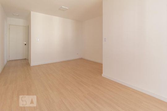 Sala de apartamento para alugar com 3 quartos, 65m² em Continental, Osasco