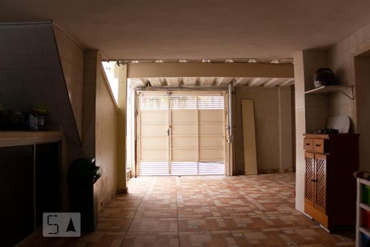 Garagem de casa à venda com 4 quartos, 300m² em Cidade Vargas, São Paulo