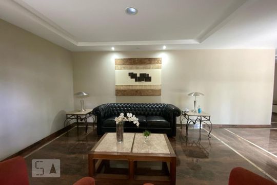 Hall social de apartamento à venda com 3 quartos, 186m² em Vila Suzana, São Paulo