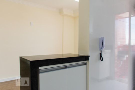 Cozinha de apartamento à venda com 2 quartos, 55m² em Vila Curuçá, Santo André