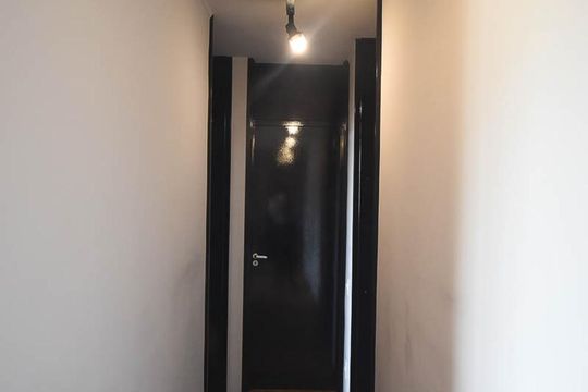 Corredor de apartamento para alugar com 2 quartos, 54m² em Vila Praia, São Paulo