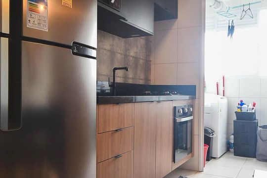 Cozinha de apartamento para alugar com 2 quartos, 54m² em Vila Praia, São Paulo