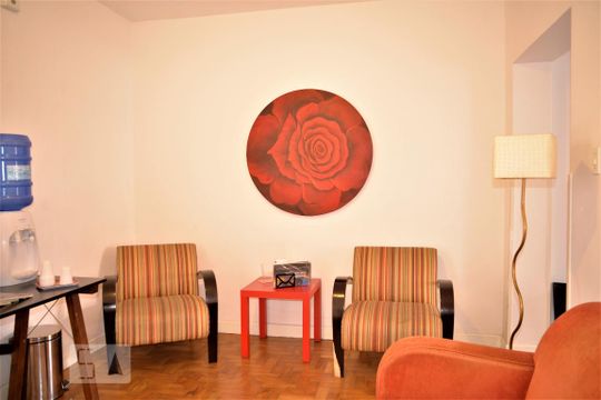 Sala 1 de casa para alugar com 6 quartos, 123m² em Vila Mariana, São Paulo