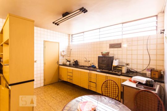 Cozinha de casa à venda com 6 quartos, 466m² em Butantã, São Paulo