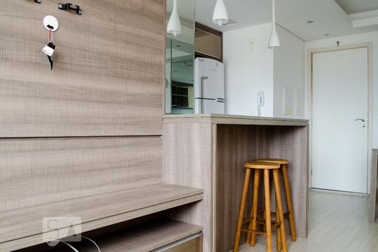 Sala de apartamento à venda com 2 quartos, 67m² em Novo Mundo, Curitiba