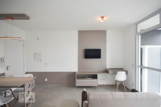 Sala de kitnet/studio à venda com 1 quarto, 48m² em Real Parque, São Paulo
