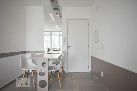 Sala de Jantar de kitnet/studio à venda com 1 quarto, 48m² em Real Parque, São Paulo