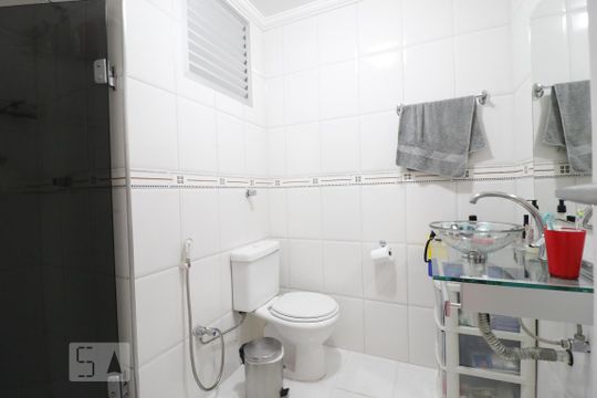 Banheiro Suíte 1 de apartamento à venda com 3 quartos, 220m² em Jardim Novo Santo Amaro, São Paulo