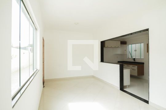 Sala de casa para alugar com 3 quartos, 150m² em Penha de França, São Paulo