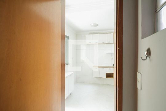 Lavabo de casa para alugar com 3 quartos, 150m² em Penha de França, São Paulo