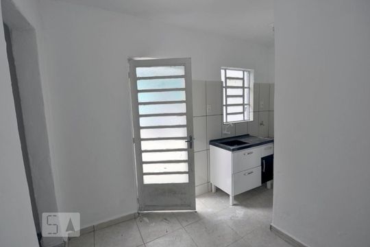 Casa para alugar com 1 quarto, 35m² em Vila Osasco, Osasco