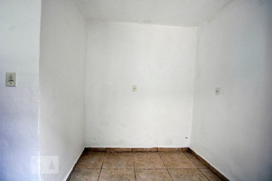 Sala de casa para alugar com 1 quarto, 35m² em Vila Osasco, Osasco