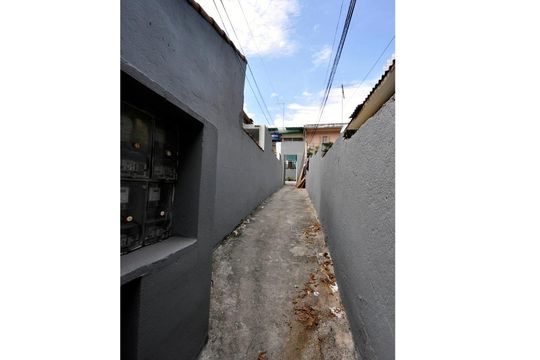 Corredor externo de casa para alugar com 1 quarto, 35m² em Vila Osasco, Osasco