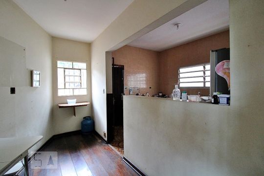Cozinha de casa à venda com 4 quartos, 445m² em Paraisópolis, São Paulo