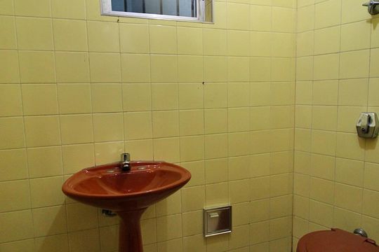 Lavabo Inferior de casa à venda com 4 quartos, 445m² em Paraisópolis, São Paulo