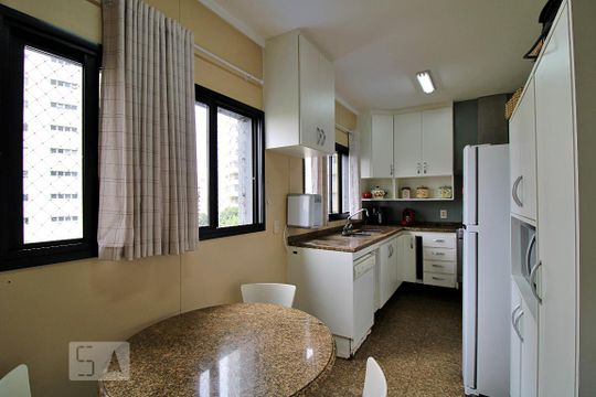 Cozinha de apartamento à venda com 4 quartos, 190m² em Parque Bairro Morumbi, São Paulo