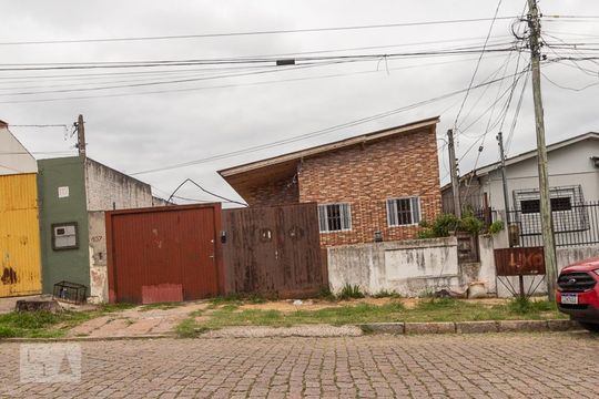 Fachada de casa para alugar com 2 quartos, 42m² em Vila Jardim, Porto Alegre