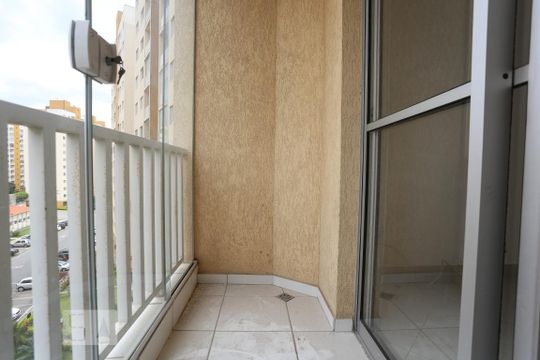 Sacada de apartamento à venda com 2 quartos, 58m² em Piratininga, Osasco