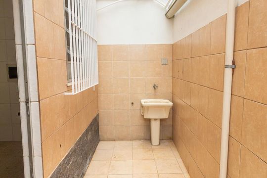 Detalhe da area de serviço de casa para alugar com 2 quartos, 64m² em Piedade, Rio de Janeiro