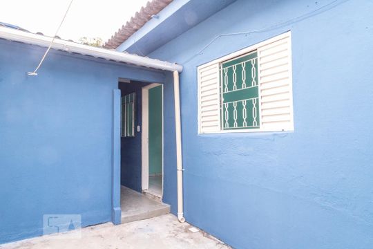 Quintal de casa para alugar com 1 quarto, 40m² em Jardim Belém, São Paulo