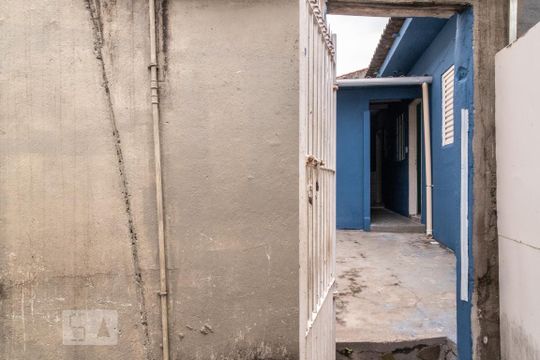 Portão de casa para alugar com 1 quarto, 40m² em Jardim Belém, São Paulo