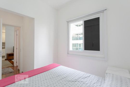 Quarto 1 de apartamento para alugar com 2 quartos, 60m² em Consolação, São Paulo