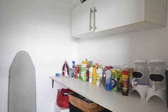 Quarto de Serviço de apartamento à venda com 4 quartos, 142m² em Paraisópolis, São Paulo