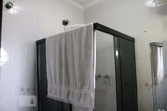 Banheiro do Quarto 3 de casa à venda com 3 quartos, 670m² em Parque Fongaro, São Paulo