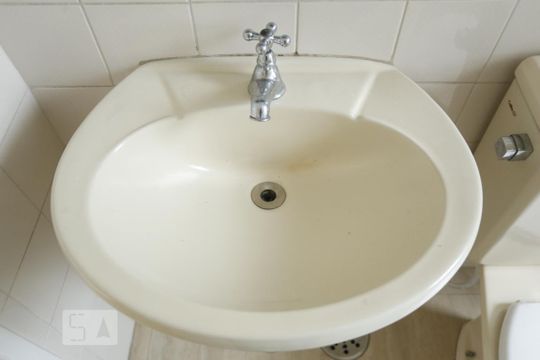 Banheiro de apartamento à venda com 1 quarto, 37m² em Bela Vista, São Paulo