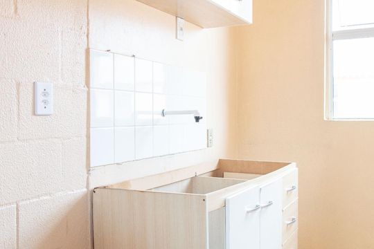 Cozinha de apartamento à venda com 2 quartos, 48m² em Mario Quintana, Porto Alegre